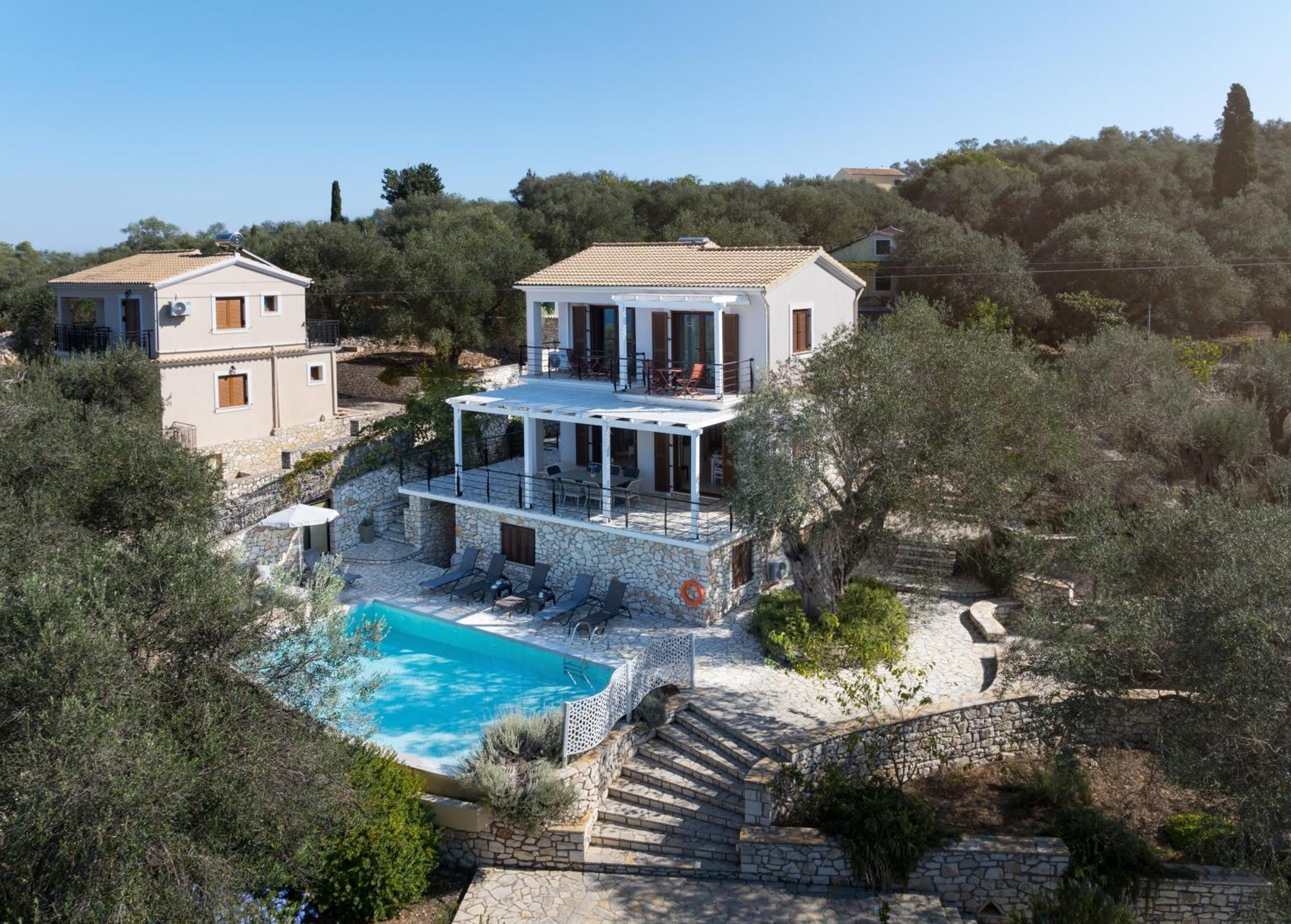 Villa Bougarini Haven Family Villa Rock Pool Oasis Ieromonachos Екстер'єр фото