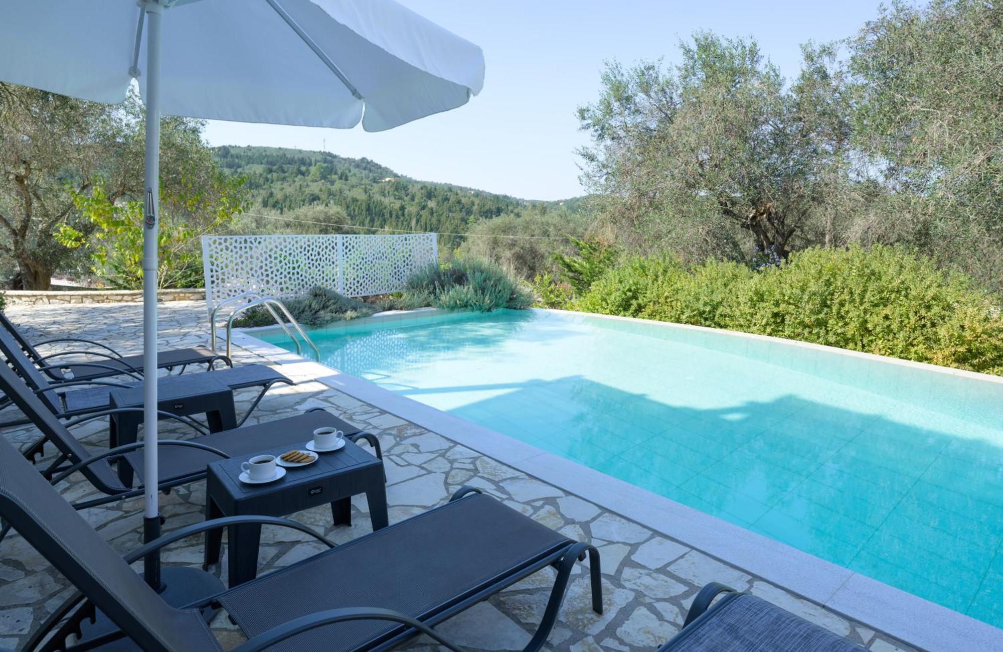 Villa Bougarini Haven Family Villa Rock Pool Oasis Ieromonachos Екстер'єр фото